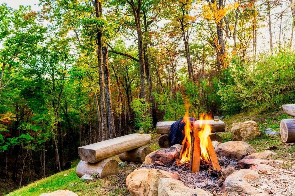 Nordic Mountain Modern Lodge - Family Friendly Luxury Cabin In Walden'S Ridge Sevierville Exteriör bild