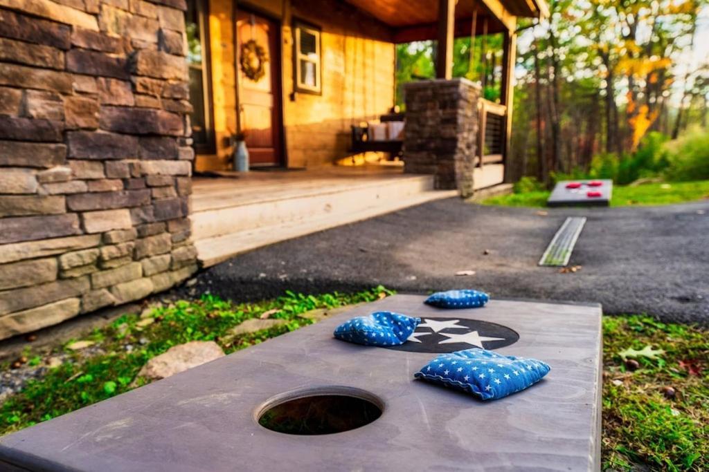 Nordic Mountain Modern Lodge - Family Friendly Luxury Cabin In Walden'S Ridge Sevierville Exteriör bild