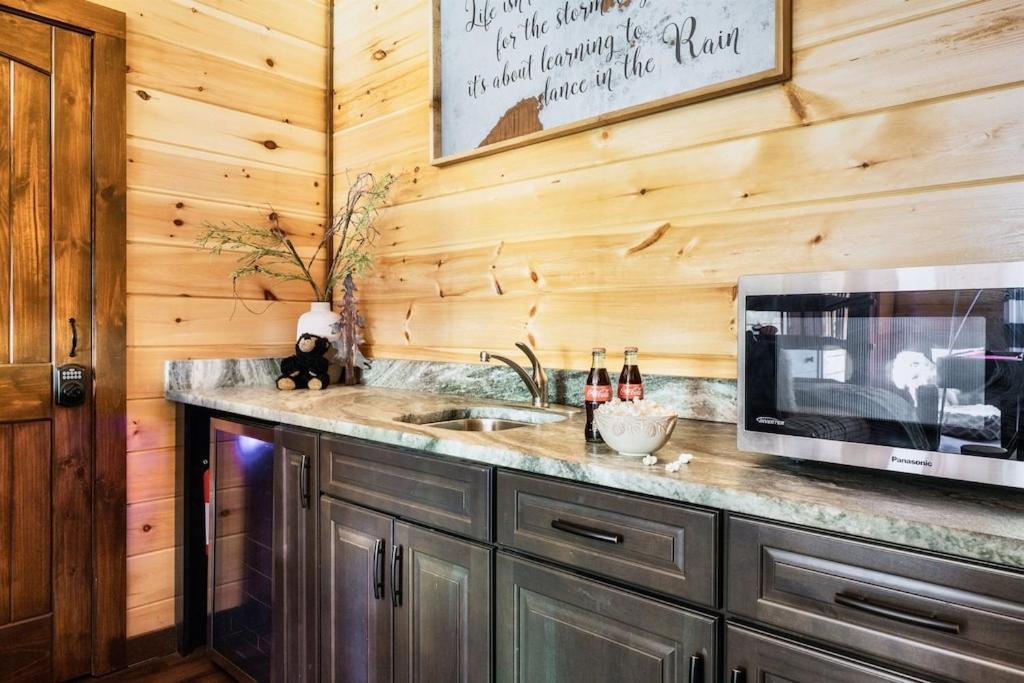 Nordic Mountain Modern Lodge - Family Friendly Luxury Cabin In Walden'S Ridge Sevierville Exteriör bild