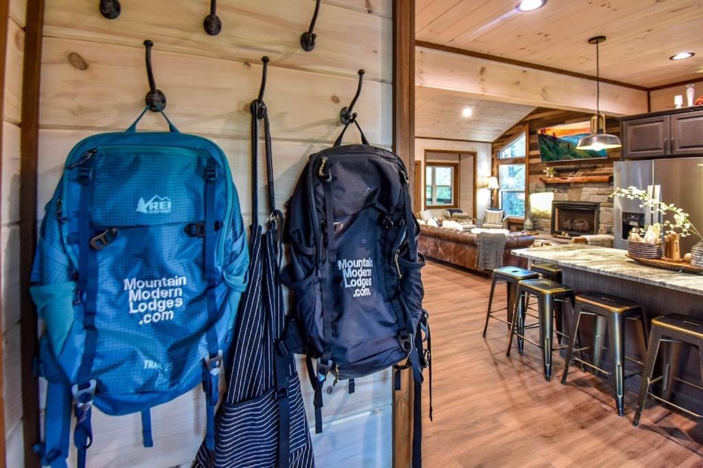 Nordic Mountain Modern Lodge - Family Friendly Luxury Cabin In Walden'S Ridge Sevierville Exteriör bild