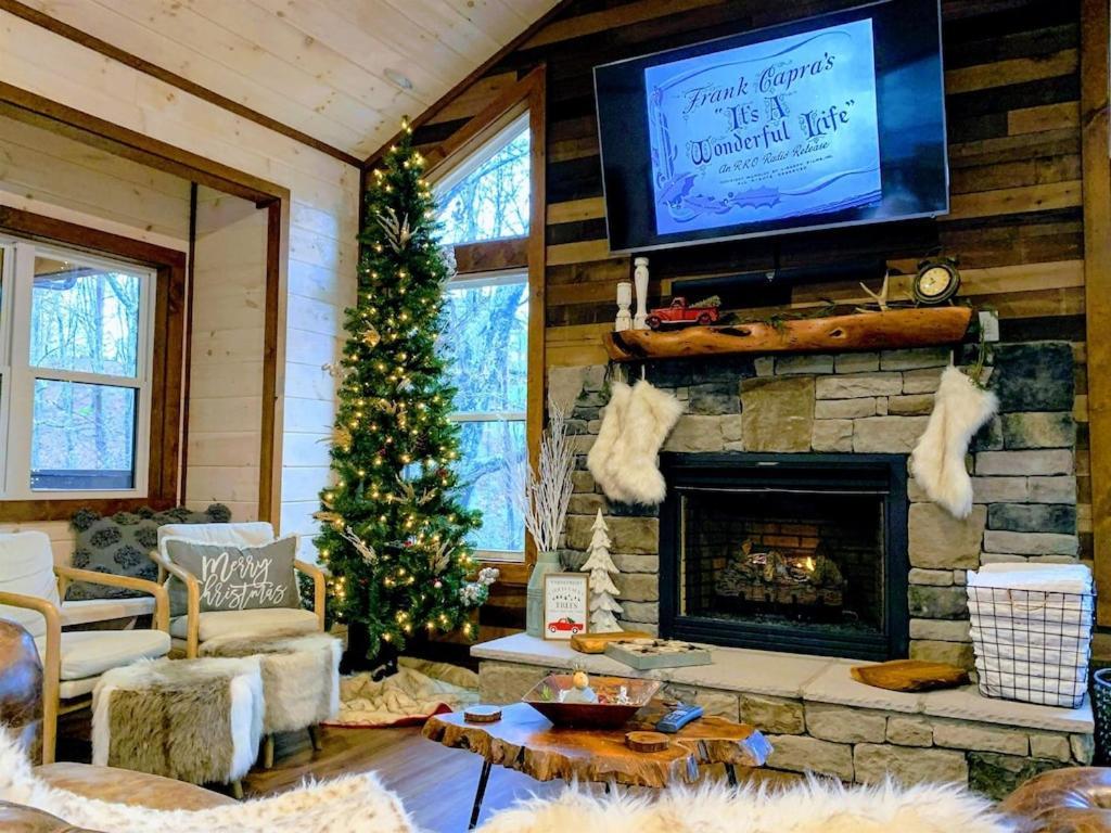 Nordic Mountain Modern Lodge - Family Friendly Luxury Cabin In Walden'S Ridge Sevierville Exteriör bild